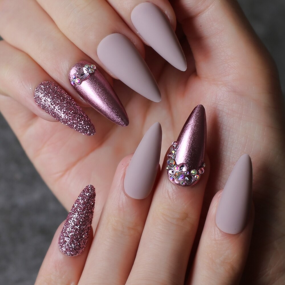 Purple glitter DIY Salon press on nails Burgundy Stiletto long Salon Fake nails Rose metal crystal Nude false nails humolife