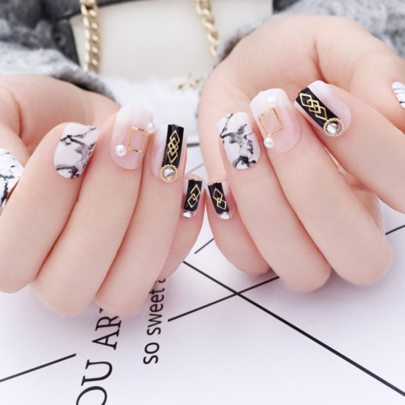 24 Pcs Nude Color nail tips Women Wearable Fake press on Nails with Diamond Short Round Full Cover artificial nails with Glue humolife