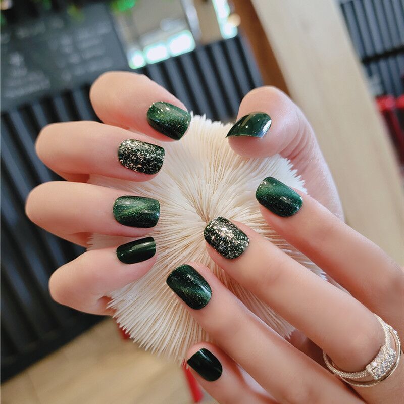 24 Pcs Nude Color nail tips Women Wearable Fake press on Nails with Diamond Short Round Full Cover artificial nails with Glue humolife