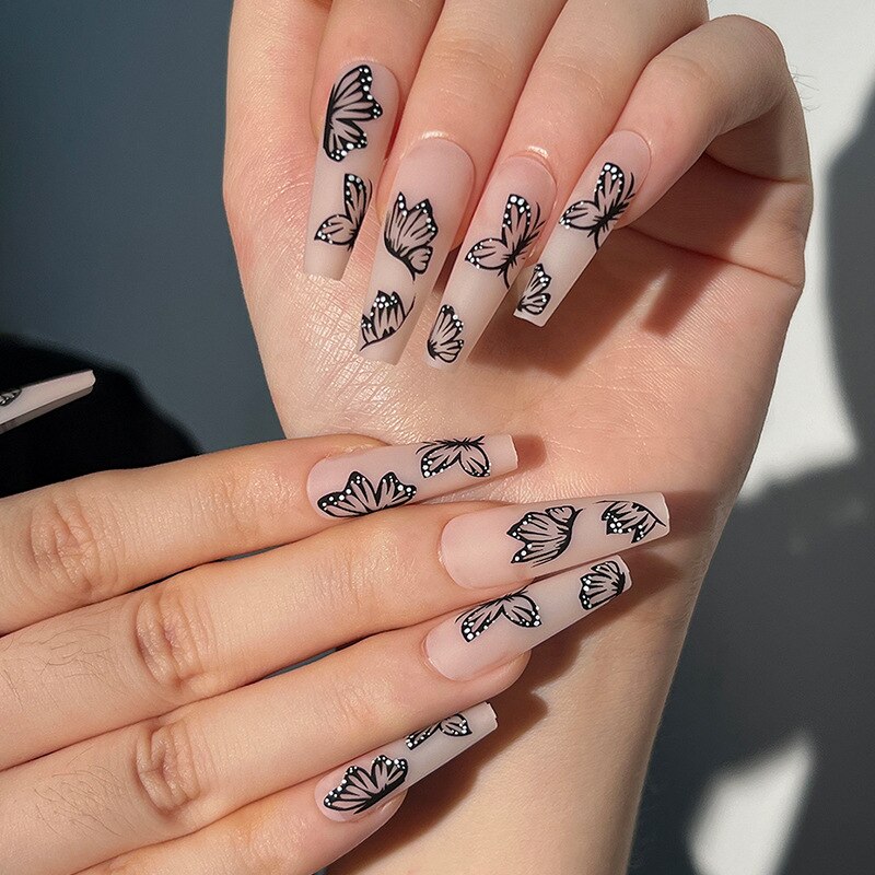 24 Pcs/Box Fake Nails Set Black White Design With Crown Extra Long Ballet Removable Nail Tips Full Cover Acrylic Coffin Nails humolife