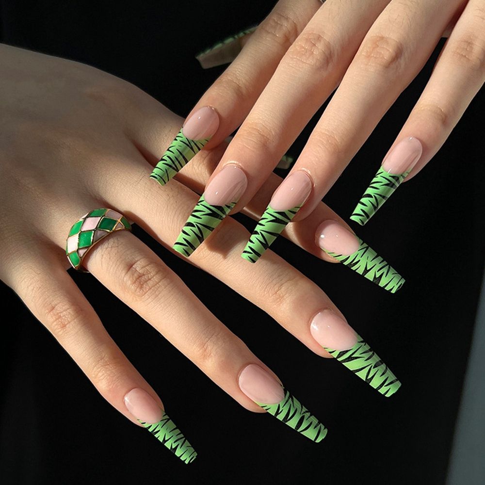 Black And Green Wave Line False Nails French Ballerina Long Coffin Fake Nails Press On Nail Tips nail supplies for professionals humolife