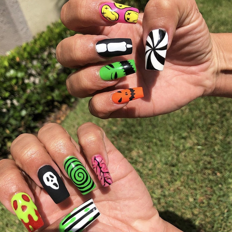 24Pcs Halloween False Nails Wearable French Long Fake Nails Coffin Ballet Press on Nail Black Pumpkin Patch Design Manicure Tips humolife